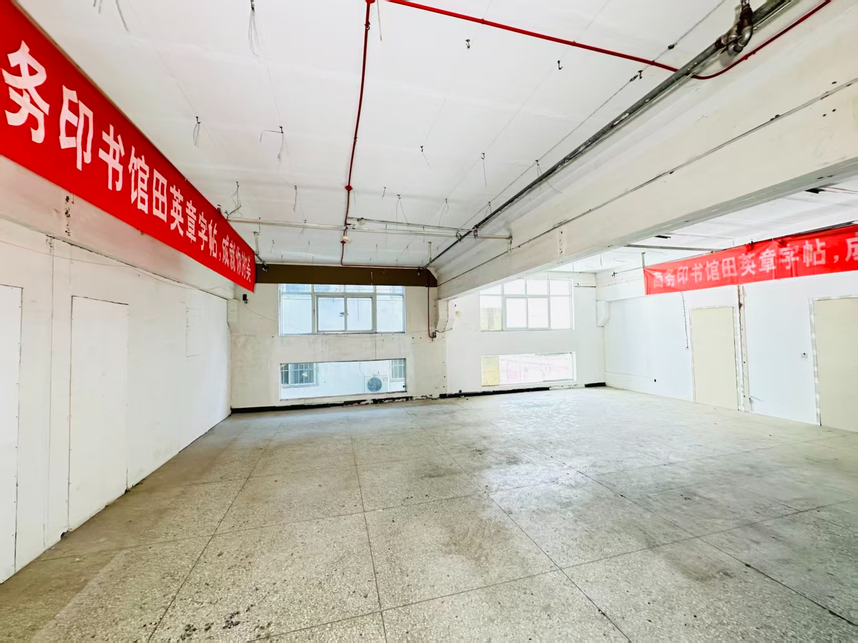 西岗村道建议再强化“人工智能算力中心、AI应用孵化、数字经济示范园”等产业概念，会更符合产业园招商语言