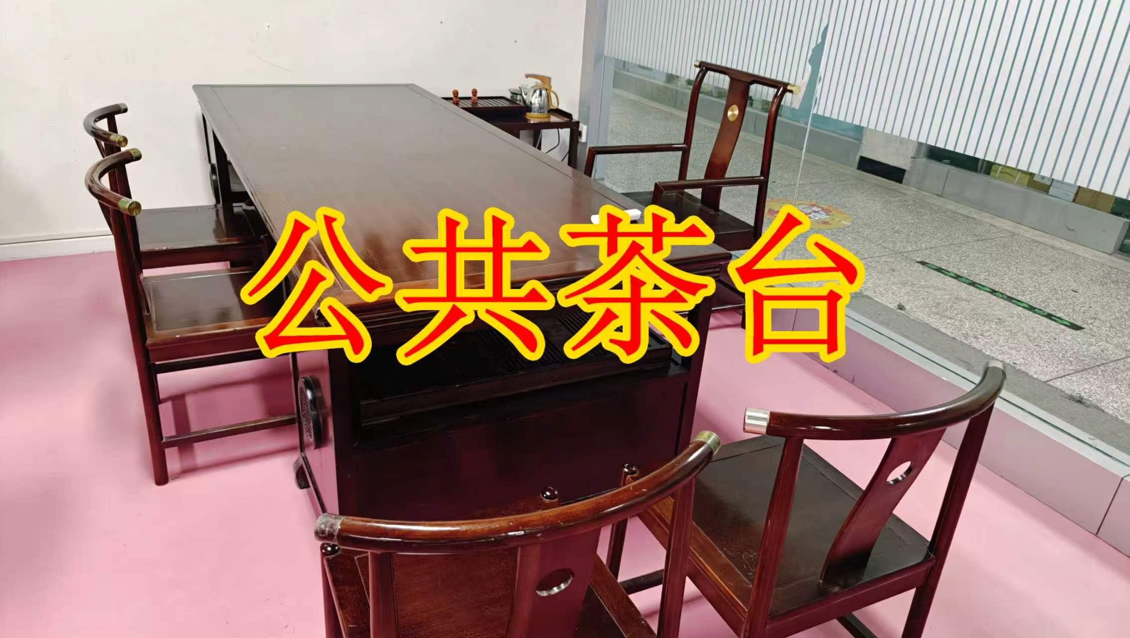 西岗村道面积灵活：小面积办公室至大面积办公、经营空间均可选择； 部分房源可注册公司，满足企业办公需求； 商铺临街，具备上下水、用电等经营条件； 适合副食品、茶叶、酒水、百货、电商、培训、办公等多种行业。